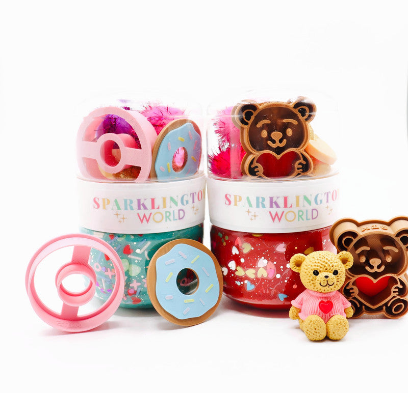 Valentine’s On-The-Go Playdough Jar