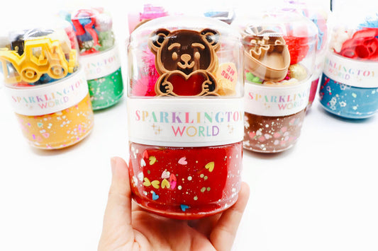 Valentine’s On-The-Go Playdough Jar